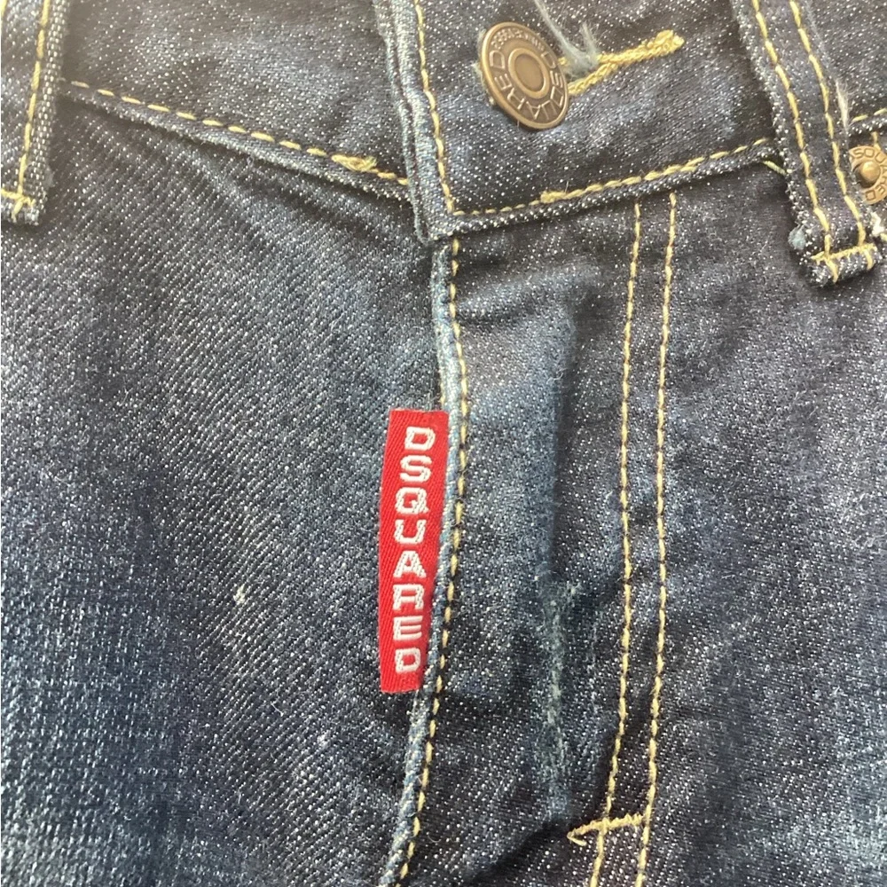 DSQUARED2 unisex waist 28” - Picture 8 of 13